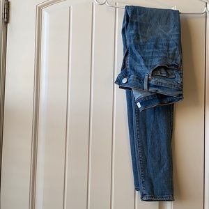 The Loft brand skinny blue jeans💙